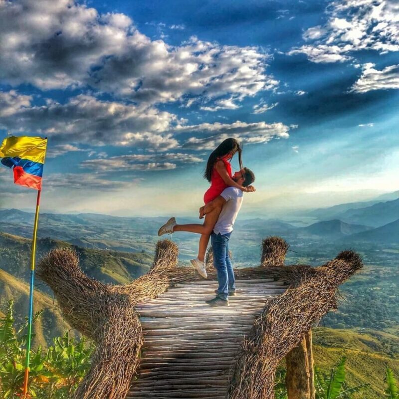 Mirador panorámico durante el plan al Huila desde Medellín